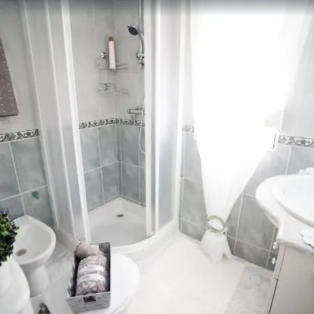 Appartement Very Well Located, 450 Meters From Playa Del Cura With Swimming Pool Torrevieja